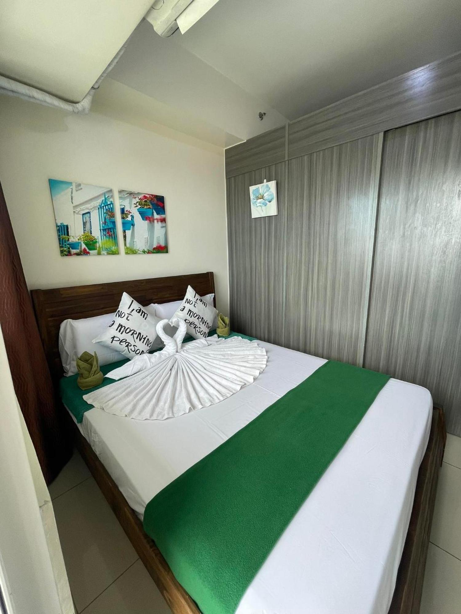 Green Residences Stays By Pbyy Manille Extérieur photo