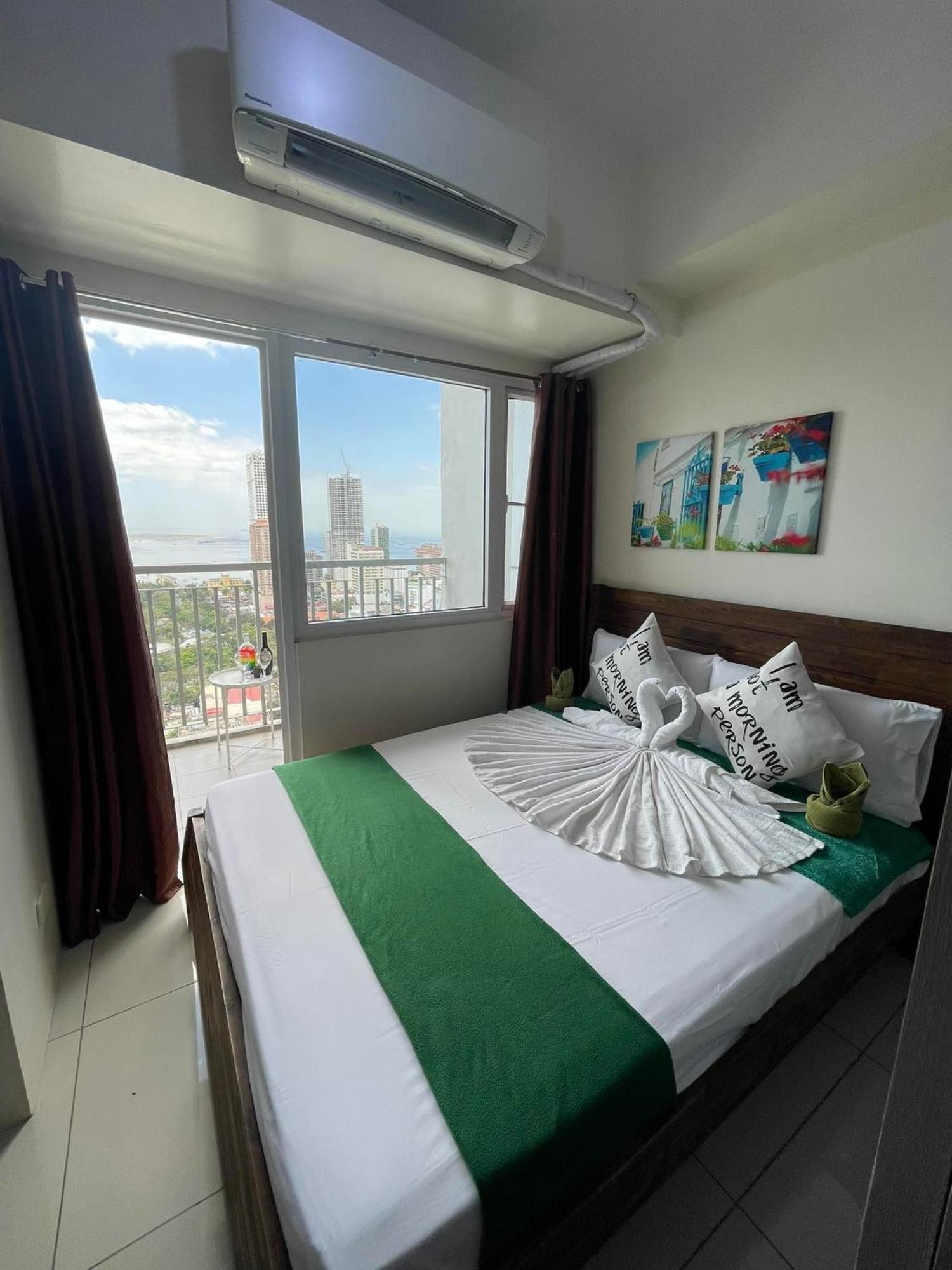 Green Residences Stays By Pbyy Manille Extérieur photo