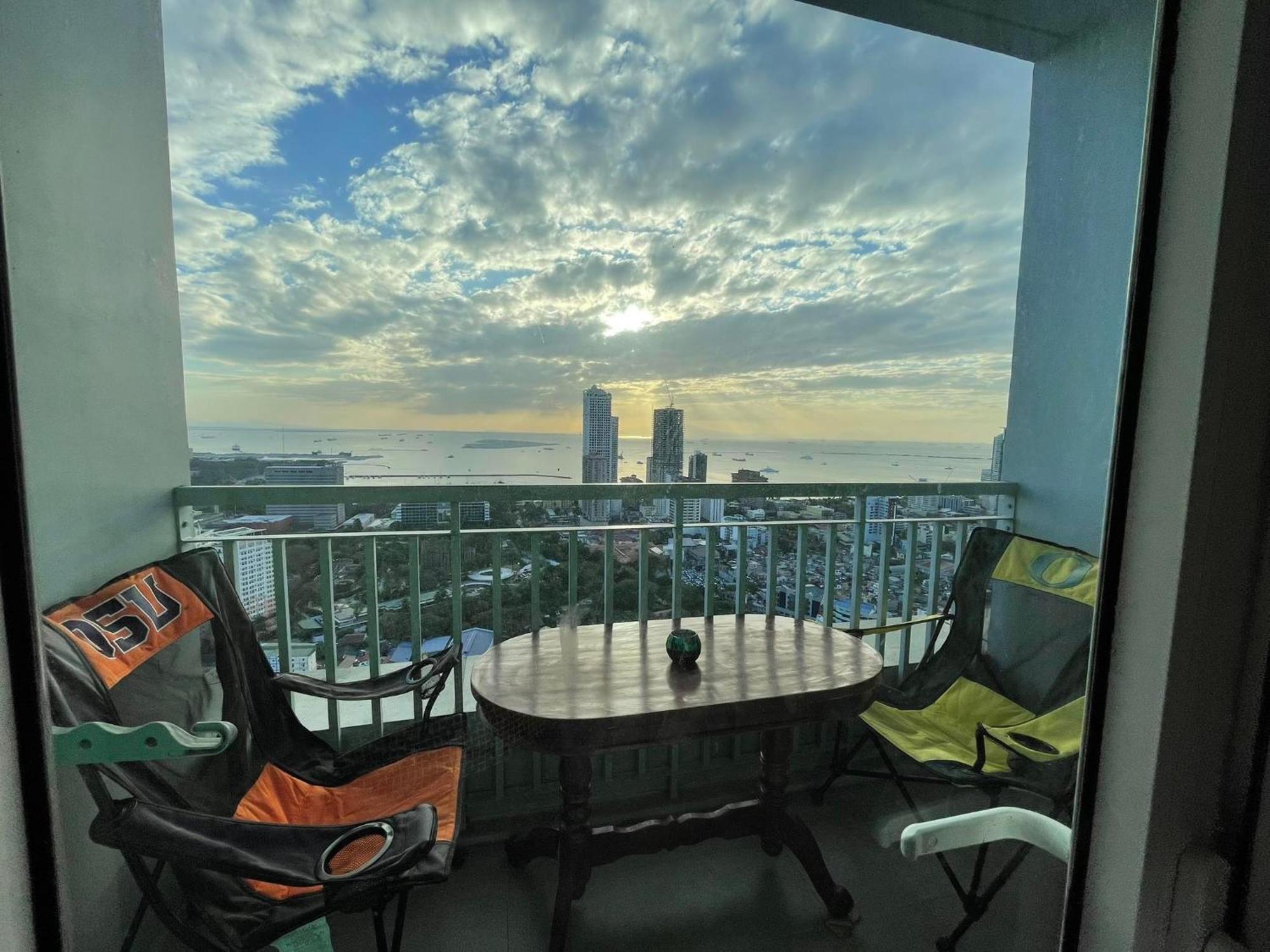 Green Residences Stays By Pbyy Manille Extérieur photo